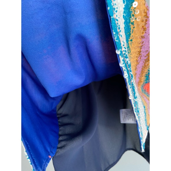 Lovposh Sequin Crop Camisole Top - Picture 8 of 10